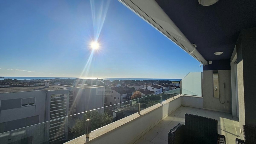 Appartement à vendre en Croatie - appartement avec vue mer à Novigrad