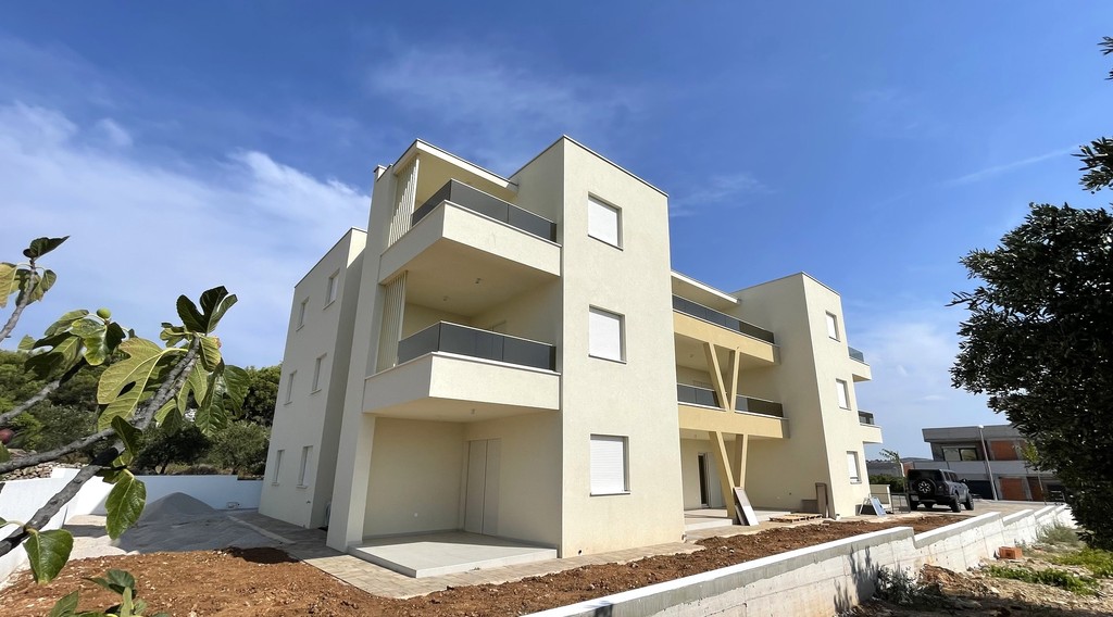 Vue extérieure de l'immeuble de neuf appartements