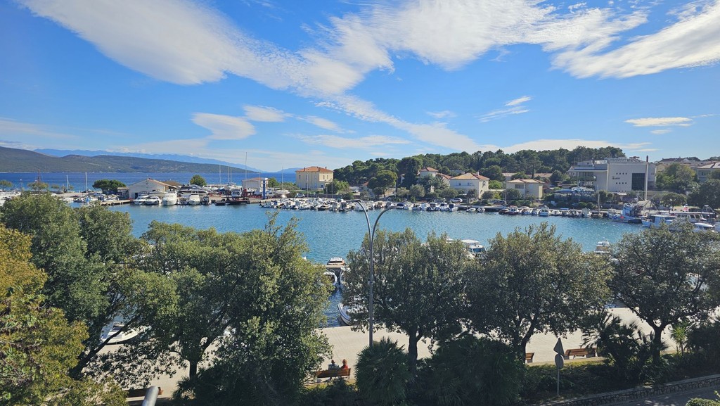 Appartement en première ligne de mer à Krk, île de Krk