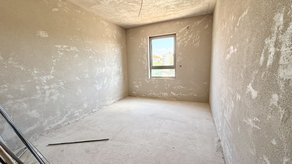 Autre chambre avec fenêtre