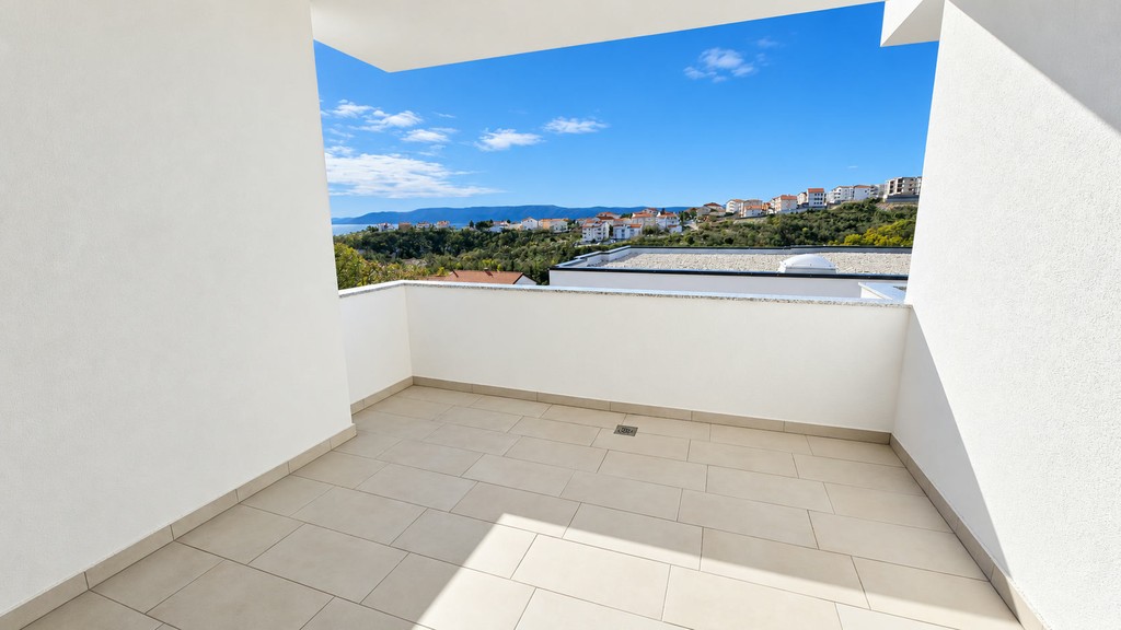 Loggia avec vue sur la mer