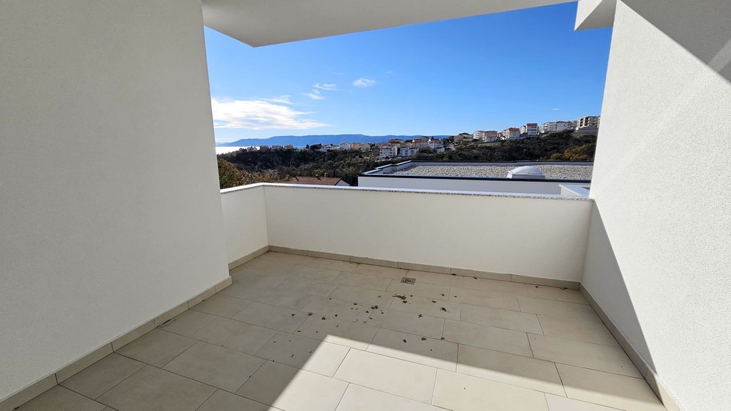 Loggia avec vue sur la mer