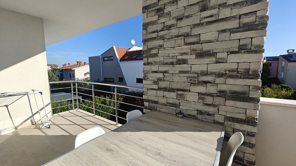 Balcon avec vue sur les environs