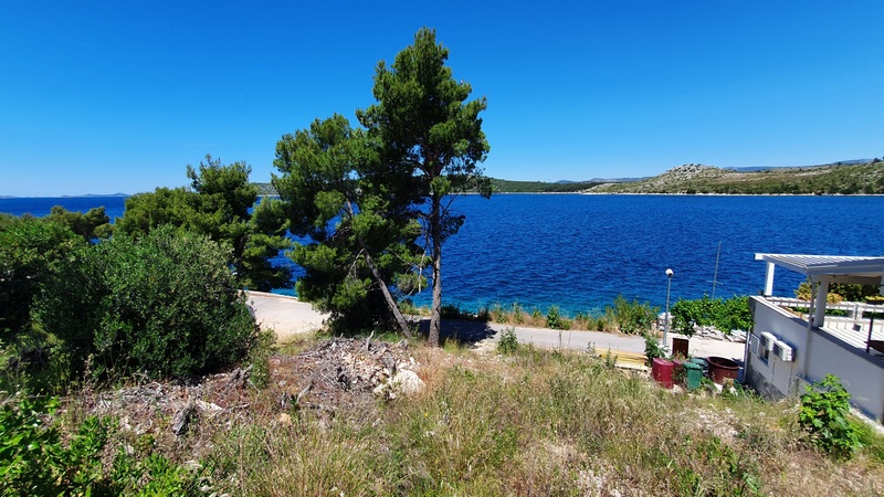 Vue mer depuis le terrain G393, à vendre en Croatie - Panorama Scouting.
