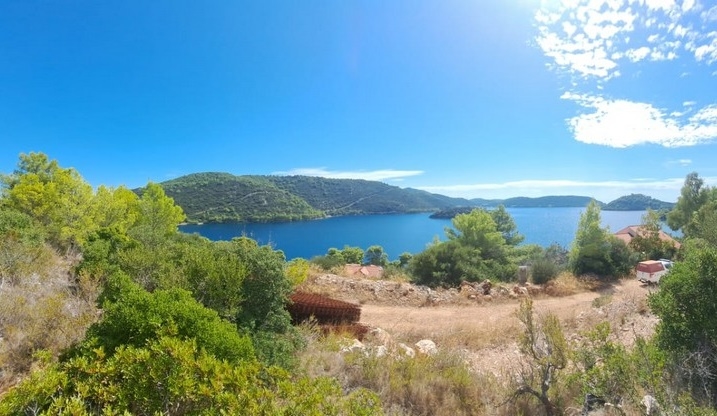 Terrain en zone constructible à vendre en Croatie.