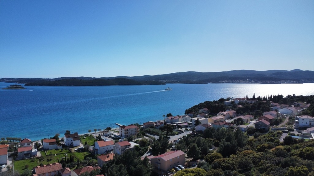 Terrain constructible près de la mer à vendre en Croatie - Panorama Scouting.