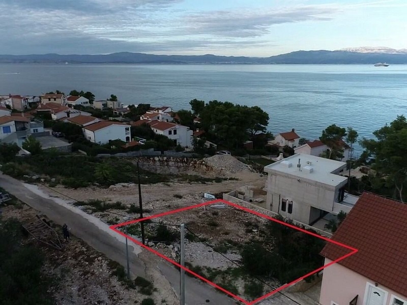 Terrain à vendre en Croatie sur l'île de Solta.
