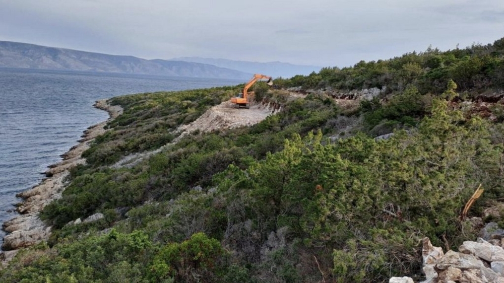 Terrain en bord de mer en Croatie.