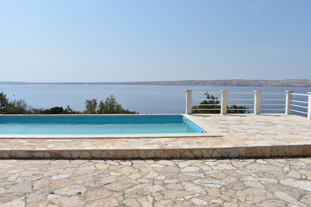 Biens immobiliers en Croatie - région de Karlobag.