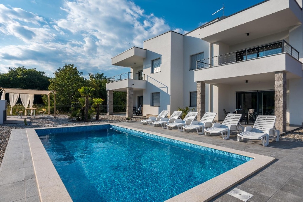 Villa à vendre sur l'île de Krk en Croatie - Panorama Scouting GmbH.
