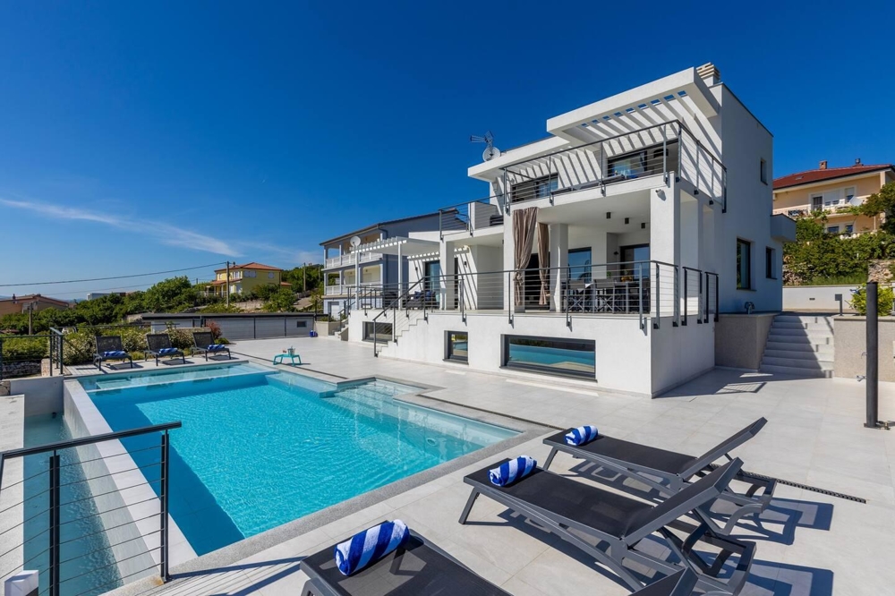 Villa moderne avec vue mer panoramique près de Crikvenica dans le Golfe du Kvarner à vendre - Panorama Scouting Immobilier.