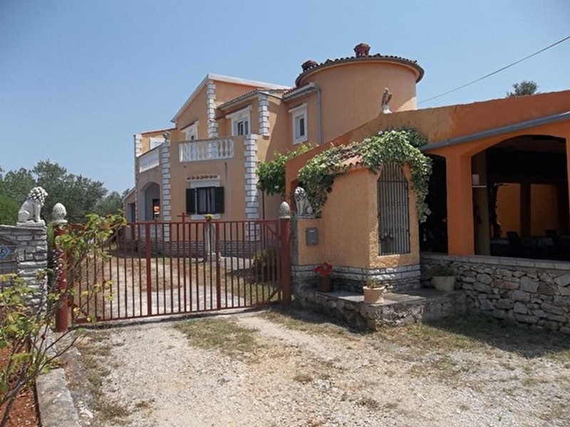 Maison méditerranéenne en Croatie sur Ugljan à vendre - Panorama Scouting Immobilier.