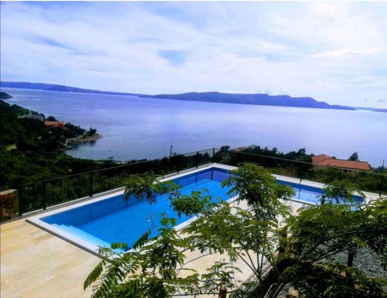 Maison destinée à la location touristique à vendre en Croatie - Panorama Scouting H1914, région de Senj, Golfe du Kvarner.