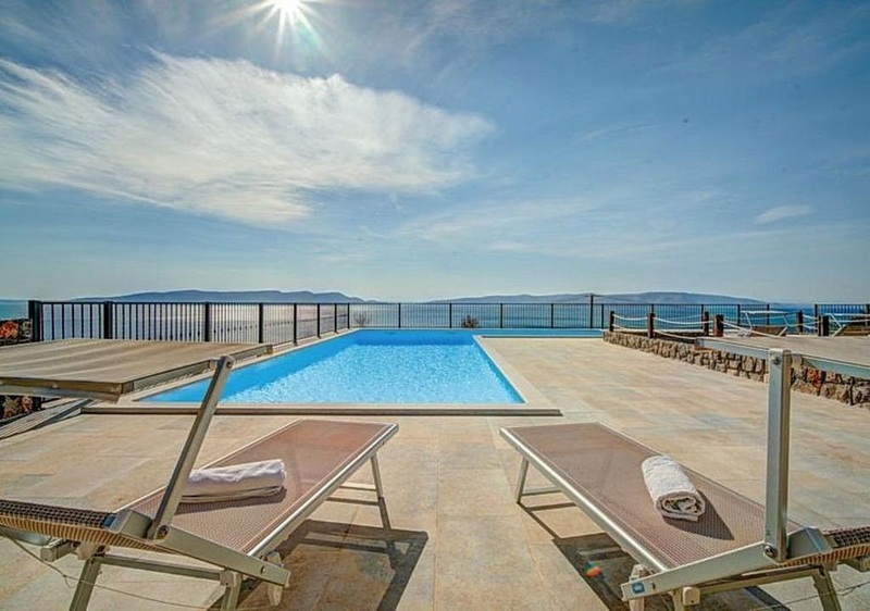 Maison avec piscine et vue mer dans la région de Senj, Croatie, à vendre - Panorama Scouting Immobilier.