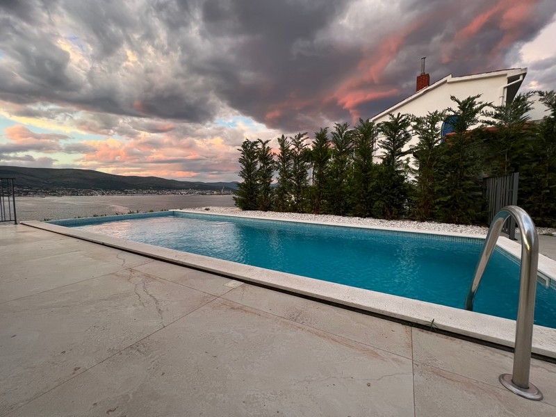 Nouvelles villas de luxe dans le domaine sur l'île de Ciovo en Croatie à vendre - Panorama Scouting H1927.