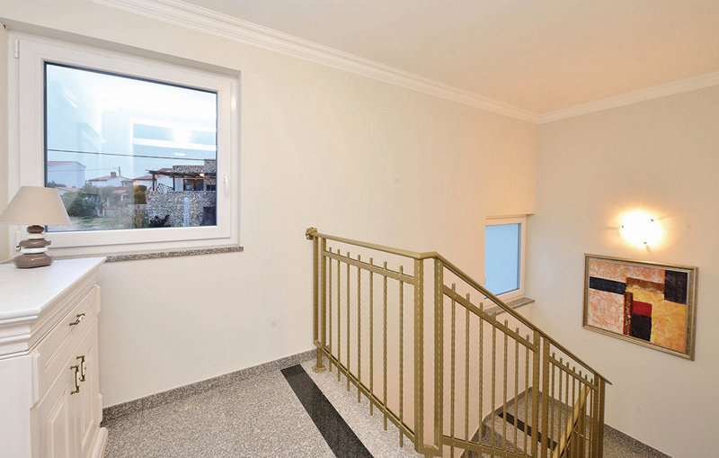 Cage d'escalier.