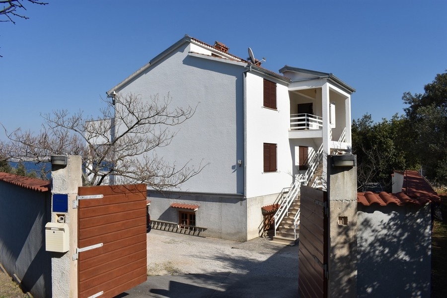 Maison avec places de parking