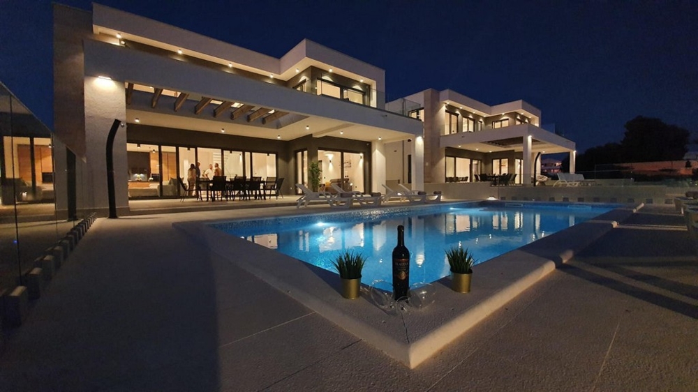 Villa moderne à vendre en Croatie - ici : H2132 sur Pag.