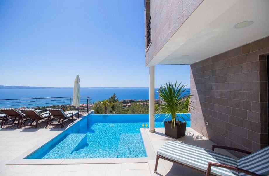 Villa avec piscine et vue mer sur la Riviera de Split