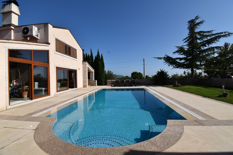 Biens avec piscine à vendre en Croatie - Panorama Scouting.