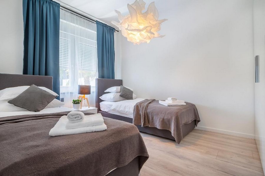Chambre avec deux lits simples