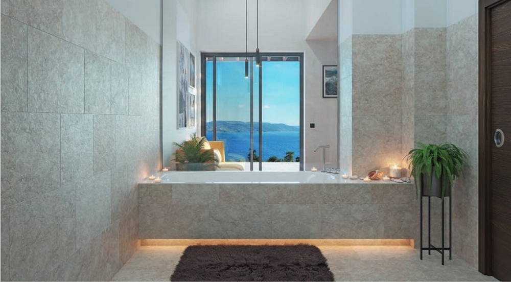 Salle de bains avec vue mer.