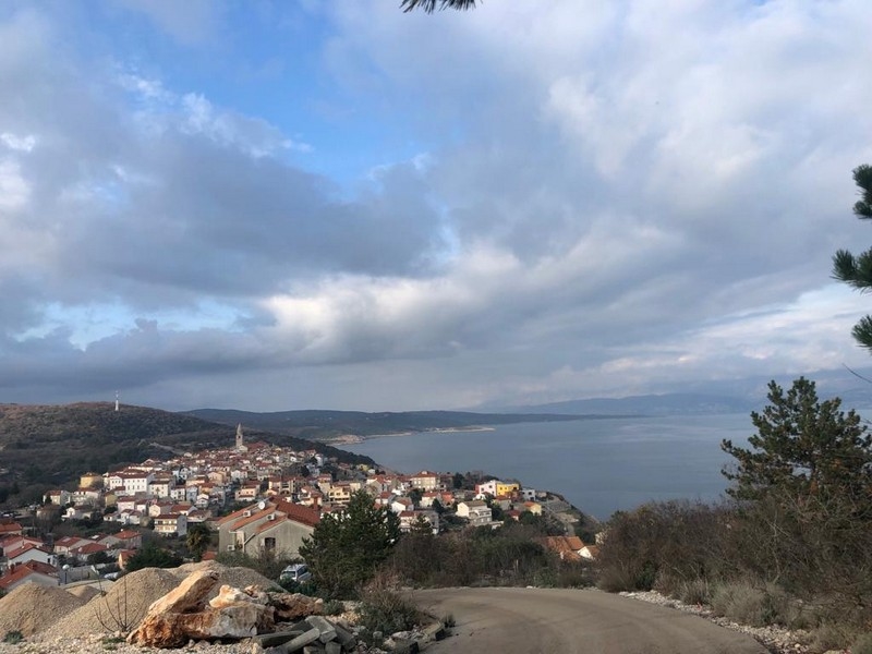 Golfe du Kvarner, île de Krk, Vrbnik, villa avec piscine