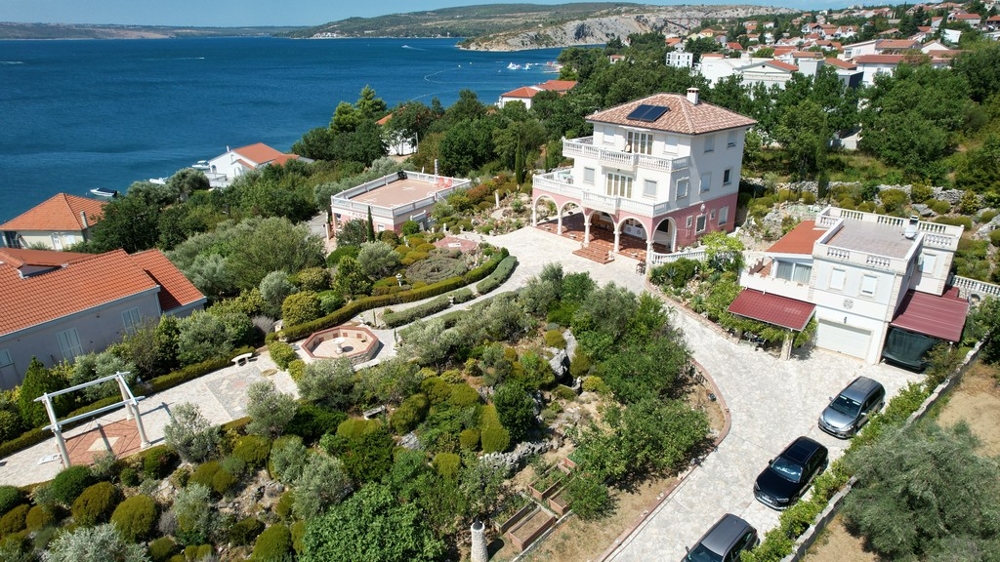 Balcon et terrasse avec vue mer