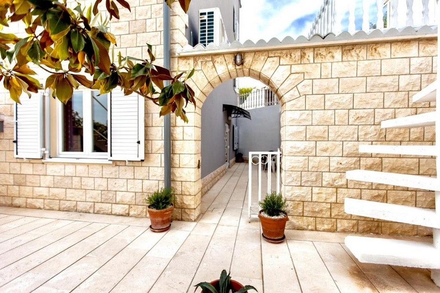 Belle maison avec panorama magnifique
