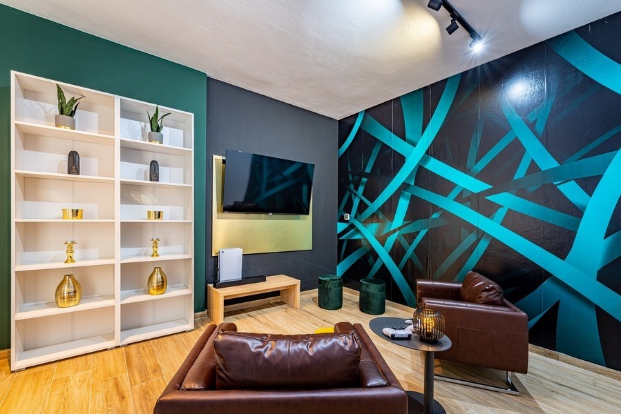 Salon moderne du bien H2494, en vente en Croatie.