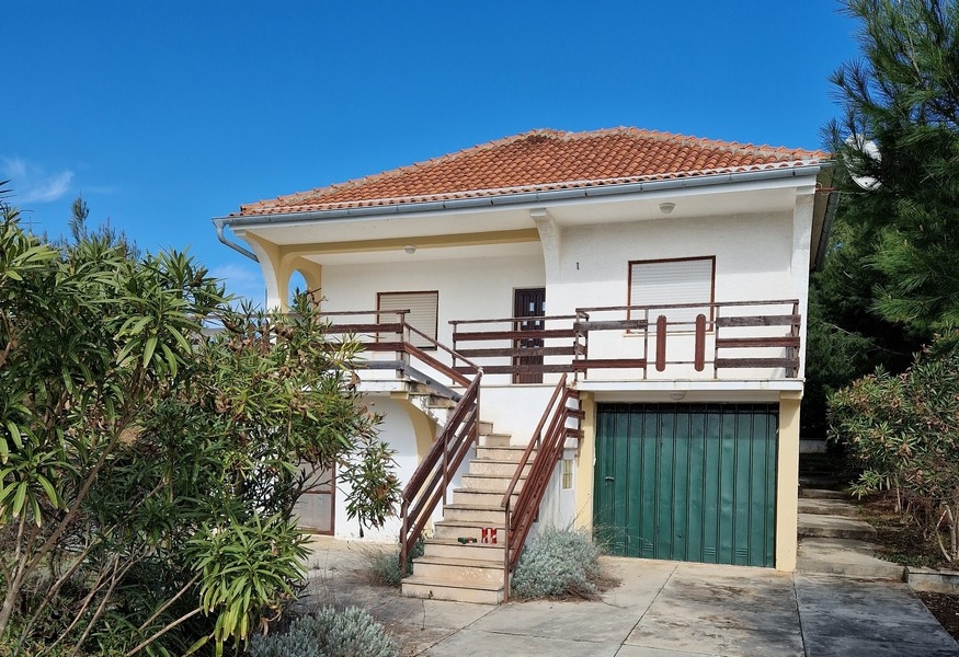 Maison en première ligne de mer à vendre - Panorama Scouting Croatie (code ID : H2509).