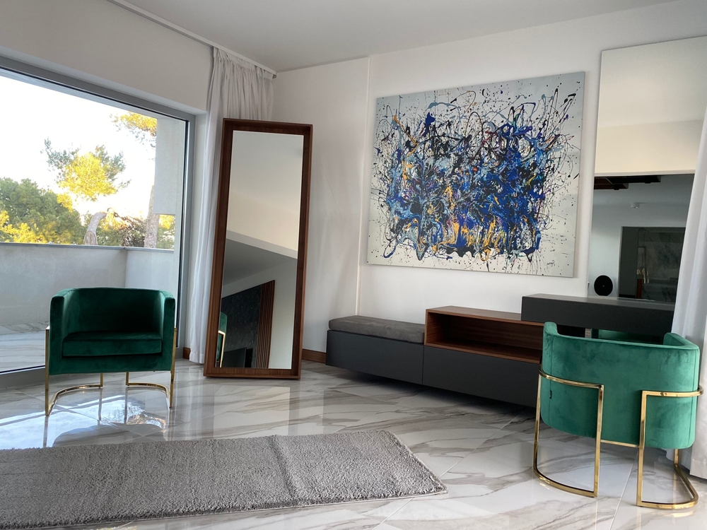 Villa meublée avec soin à vendre