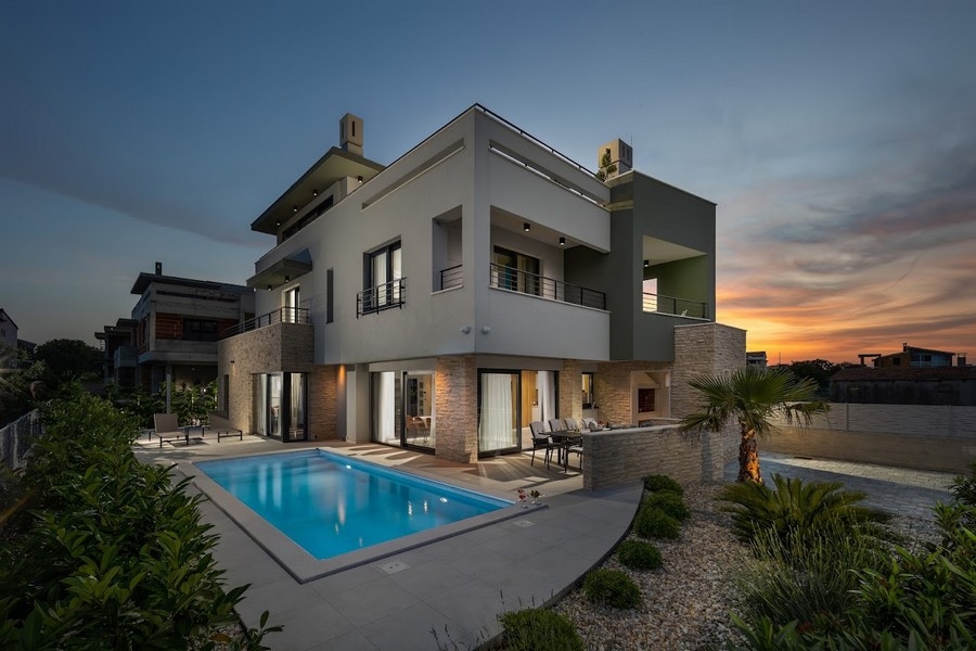 Villa de luxe près de la mer dans la région de Zadar, Croatie, à vendre - Panorama Scouting.