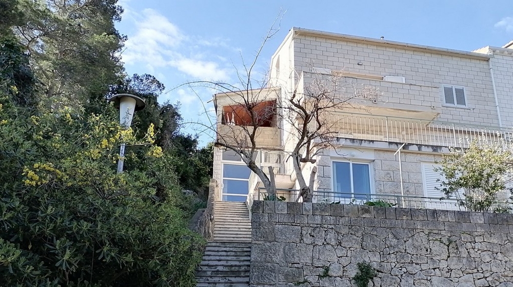 Maison jumelée méditerranéenne en bord de mer à vendre en Croatie - Panorama Scouting H2685.