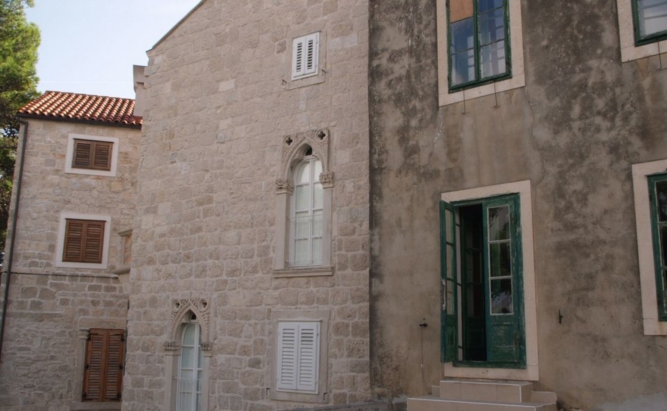 Biens dans la vieille ville de Korcula en Croatie.