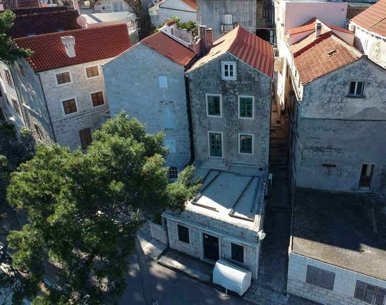 Maison de ville dans le centre de Korcula en Croatie à vendre - Panorama Scouting.