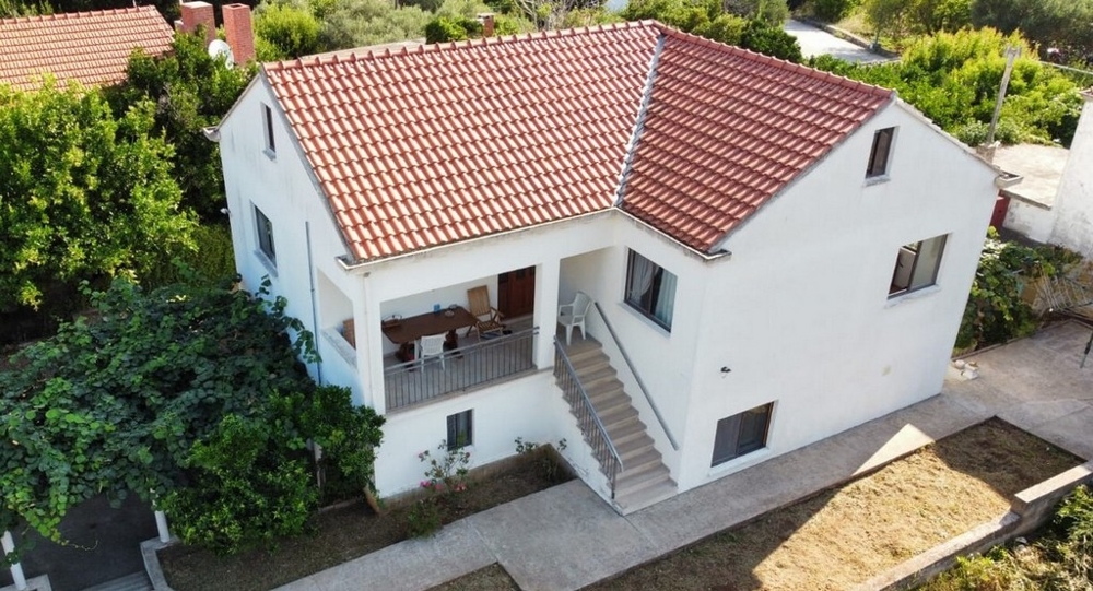 Maison avec beaucoup de surface habitable à Lumbarda sur Korcula à vendre - Panorama Scouting.