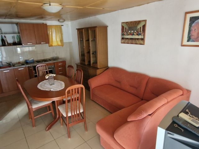 Séjour avec cuisine du bien H2704 en Croatie - Panorama Scouting.