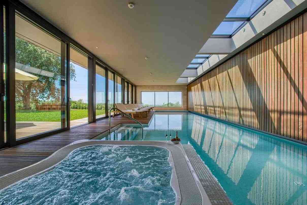 Biens immobiliers avec piscine en Croatie.