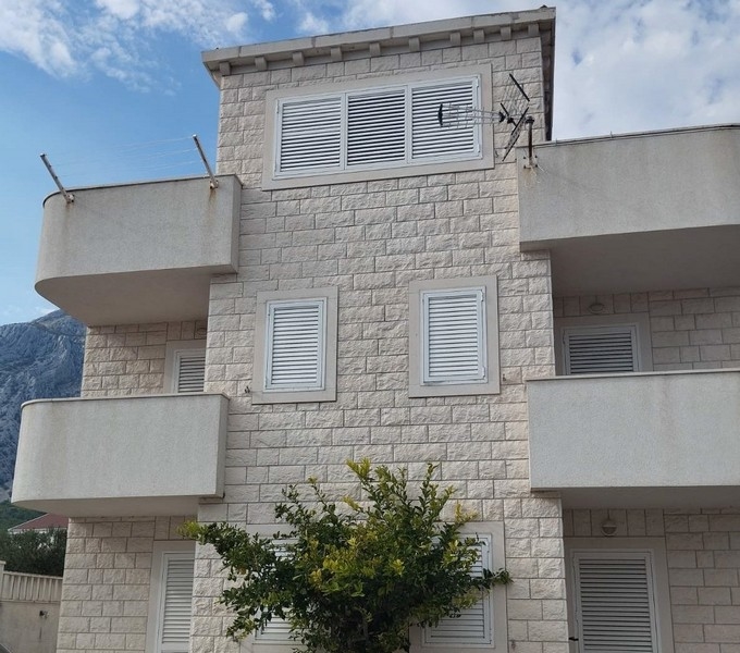 Immeuble de rapport construit en 2008 à Orebic - biens immobiliers Croatie