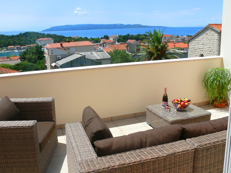 Bien H2736 avec vue mer dans le centre-ville de Makarska, Croatie, à vendre - Panorama Scouting.