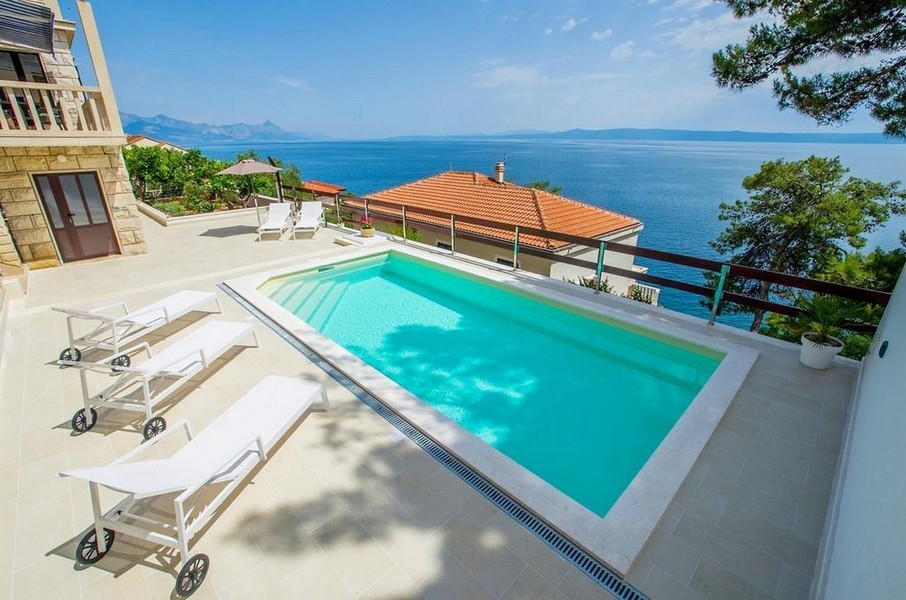 Piscine avec belle vue mer à Selca, Panorama Scouting