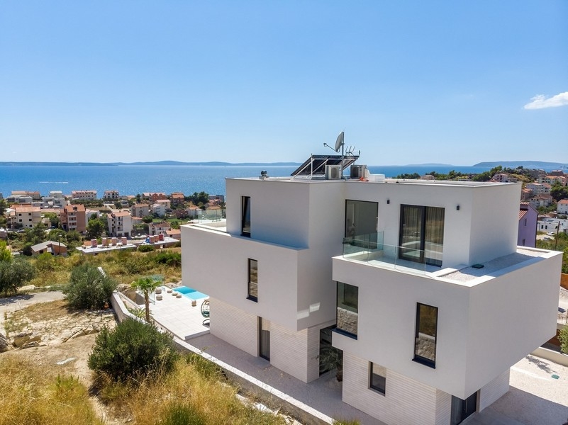 Villa à l'équipement haut de gamme dans un emplacement calme