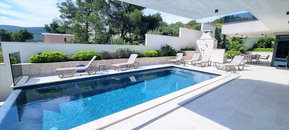 Villa avec piscine privée et sauna, région de Trogir - biens immobiliers Croatie
