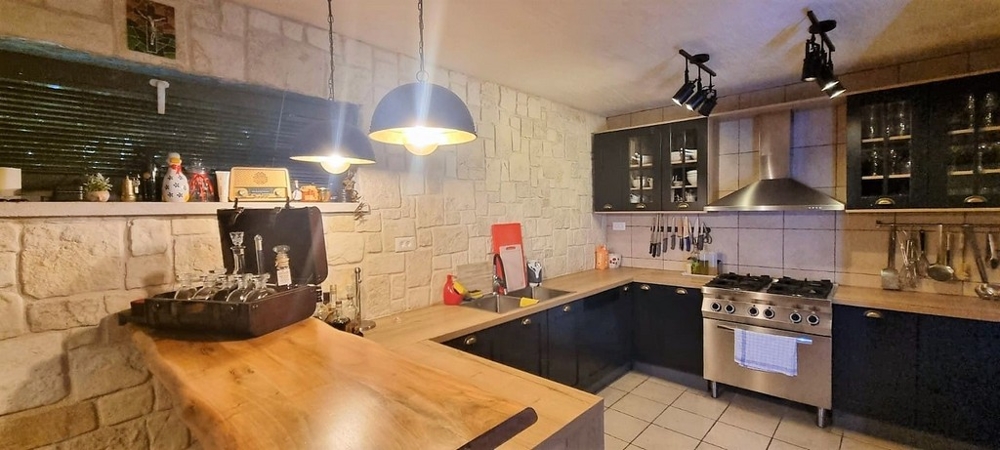 Villa avec konoba et logement du personnel