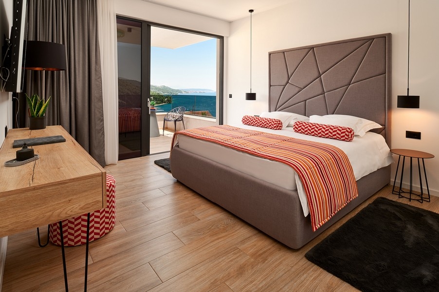 Chambre avec vue mer et accès à la terrasse