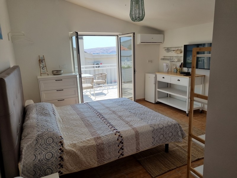 Studio avec lit double et vue mer en Croatie