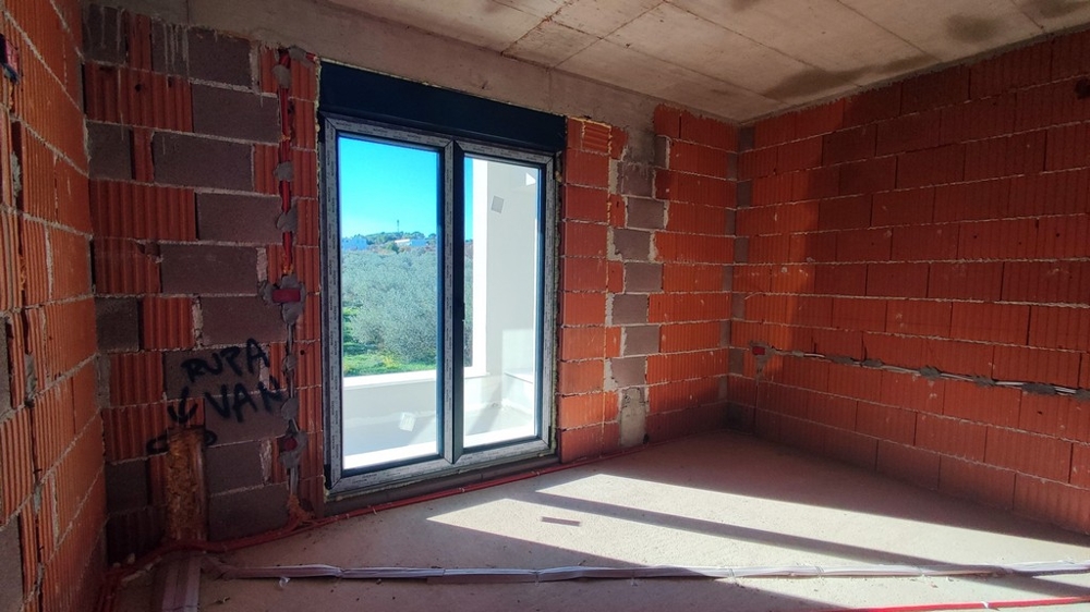 Chambre en gros œuvre.