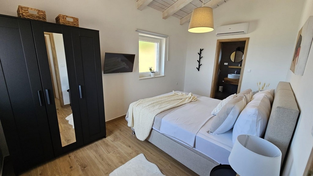 Chambre avec climatisation.