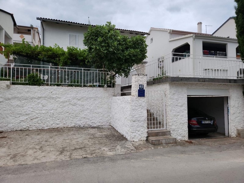 Panorama Scouting H3029 immeuble de rapport avec garage à Drage